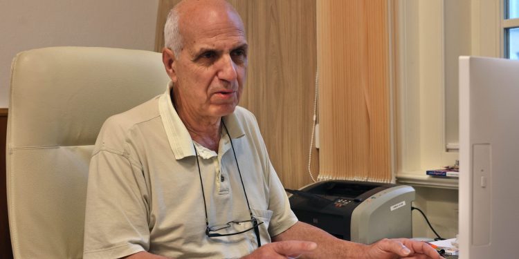 Чл.-кор. проф. д.т.н. Стефан Хаджитодоров, зам.-председател на БАН: Все повече млади хора искат да работят в институтите на Академията