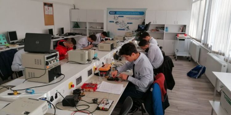 Разширяват се възможностите за провеждане на дуално обучение