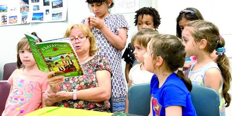 Нови програми за неделните училища