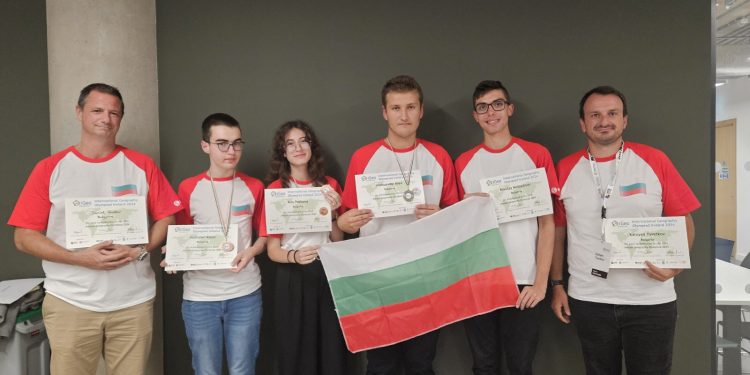 Три отличия за младите географи от международната олимпиада