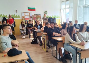 УниБИТ приема с предимство ученици от столичното 29. СУ
