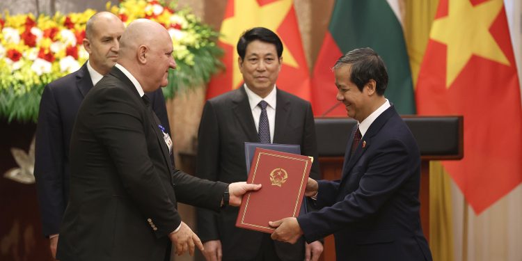 България и Виетнам ще продължат сътрудничеството си в образованието