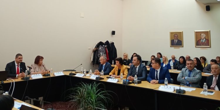 Финансова и икономическа грамотност