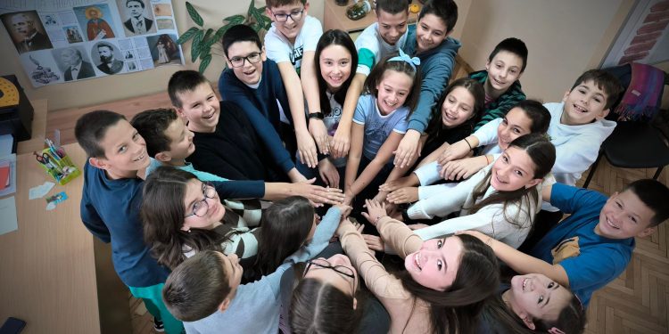 Снимка на броя: Световен ден на добротата