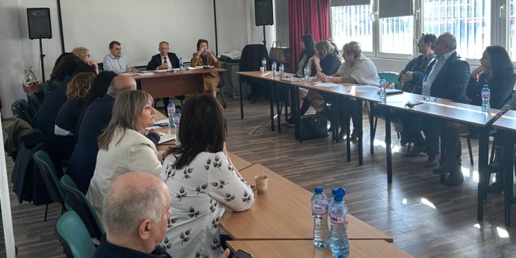 Министър Вълчев: Професиите на бъдещето изискват широка основа от базови знания