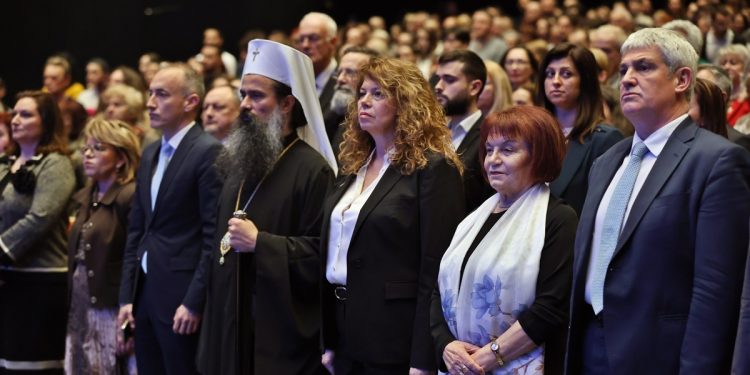 Държавата има нужда от силно училище