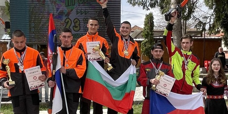 Ученици от Тетевен спечелиха международното състезание „Млад дървосекач“