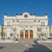Народни представители предлагат държавата да субсидира второ висше само за приоритетни и защитени специалности