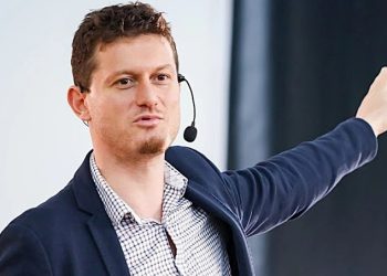 Светлин Наков, предприемач в сферата на образованието и технологиите:  Учителят вече не е говореща енциклопедия