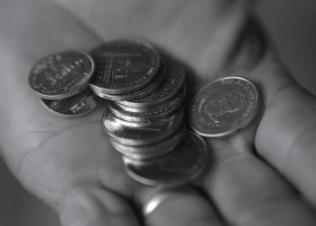 Пенсиониране след уволнение: имате ли право на обезщетение?