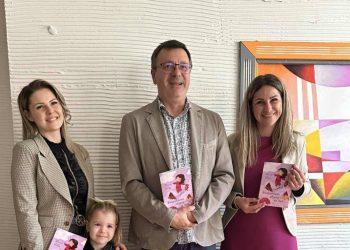 Детската книга „Вълшебните обувки на Кая“ помага на родители (ВИДЕО)