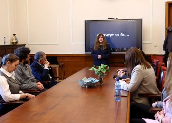 Четенето на глас не трябва да се подценява