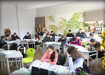 Център за хуманитарни науки в СУ „Димитър Благоев“ – Провадия, преобръща класическото обучение