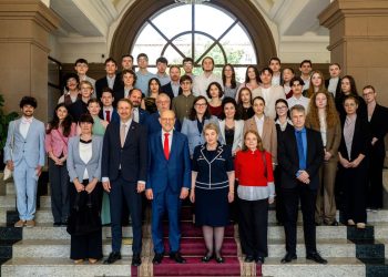 Студенти от България, Германия, Франция и Северна Македония участват в програмата за обмен на Френско-германското младежко бюро