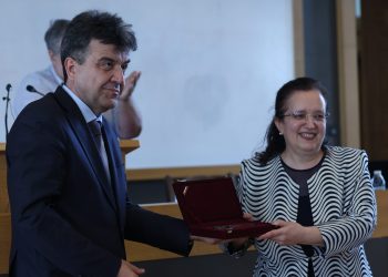 Проф. д-р Елиза Стефанова беше избрана от Общото събрание за ректор на Софийския университет „Св. Климент Охридски“, с което тя стана първата жена, която ще ръководи най-старото ни висши училище