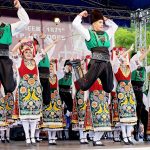 Танцовият ансамбъл „Балканска младост“ в Етрополе отпразнува 80 години от създаването си с вълнуващ концерт