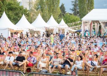 Камъни, метеорити и химични експерименти оживяват в Южния парк