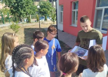 Лесовъди и пожарникари учат деца как да пазят природата от огъня