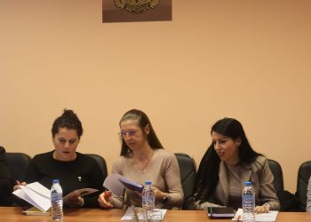 За трета поредна година РУО – София-област, организира майсторски класове за учители